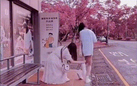 放着新奇短剧不看，为什么一次次重刷《武林外传》