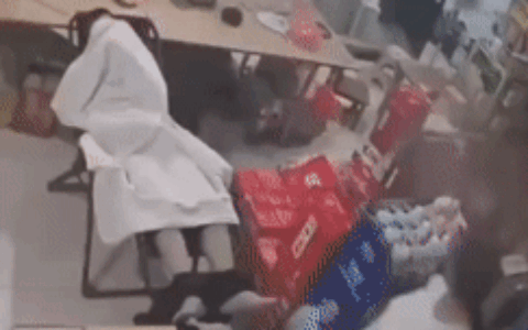 《傩师》第四回 帝座山中埋暗局 繁皇宫内种祸根